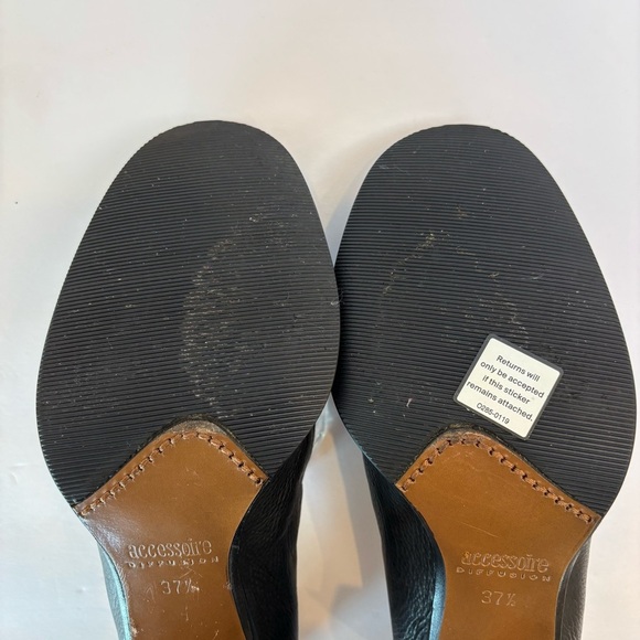 Accessoire Diffusion Paris Black Leather Block Heel Studded Pumps EU 37.5 US 7 - Picture 12 of 13